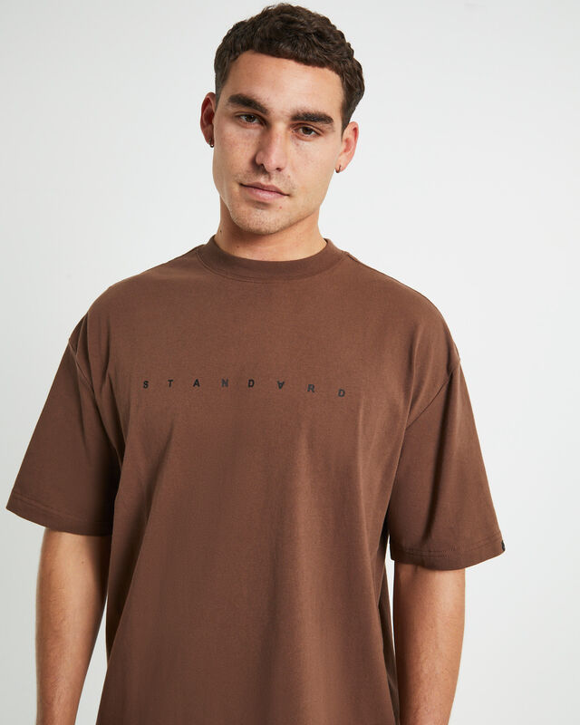 Kerning Short Sleeve T-Shirt in Brown, hi-res image number null